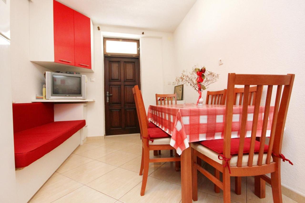 Apartments By The Sea Sevid, Trogir - 9468 Экстерьер фото